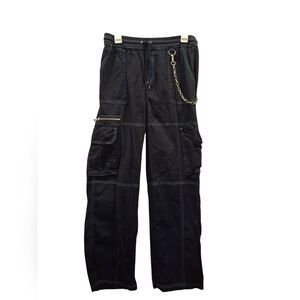 "HOT TOPIC" Womens Sz.M, Black Cargo Pants with Chain Detail. Out of stock onlin